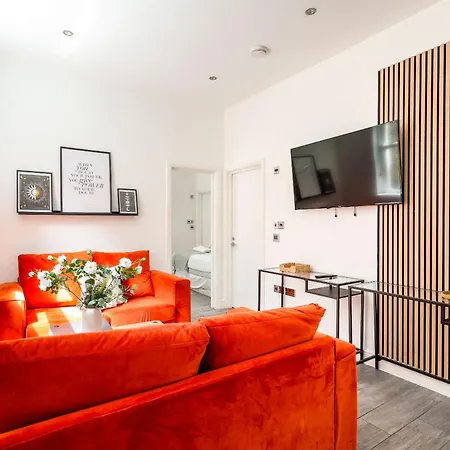 2 Bedroom House By Short Lets & Serviced Accommodation Brighton With Free Wifi & Terrace Exterior photo
